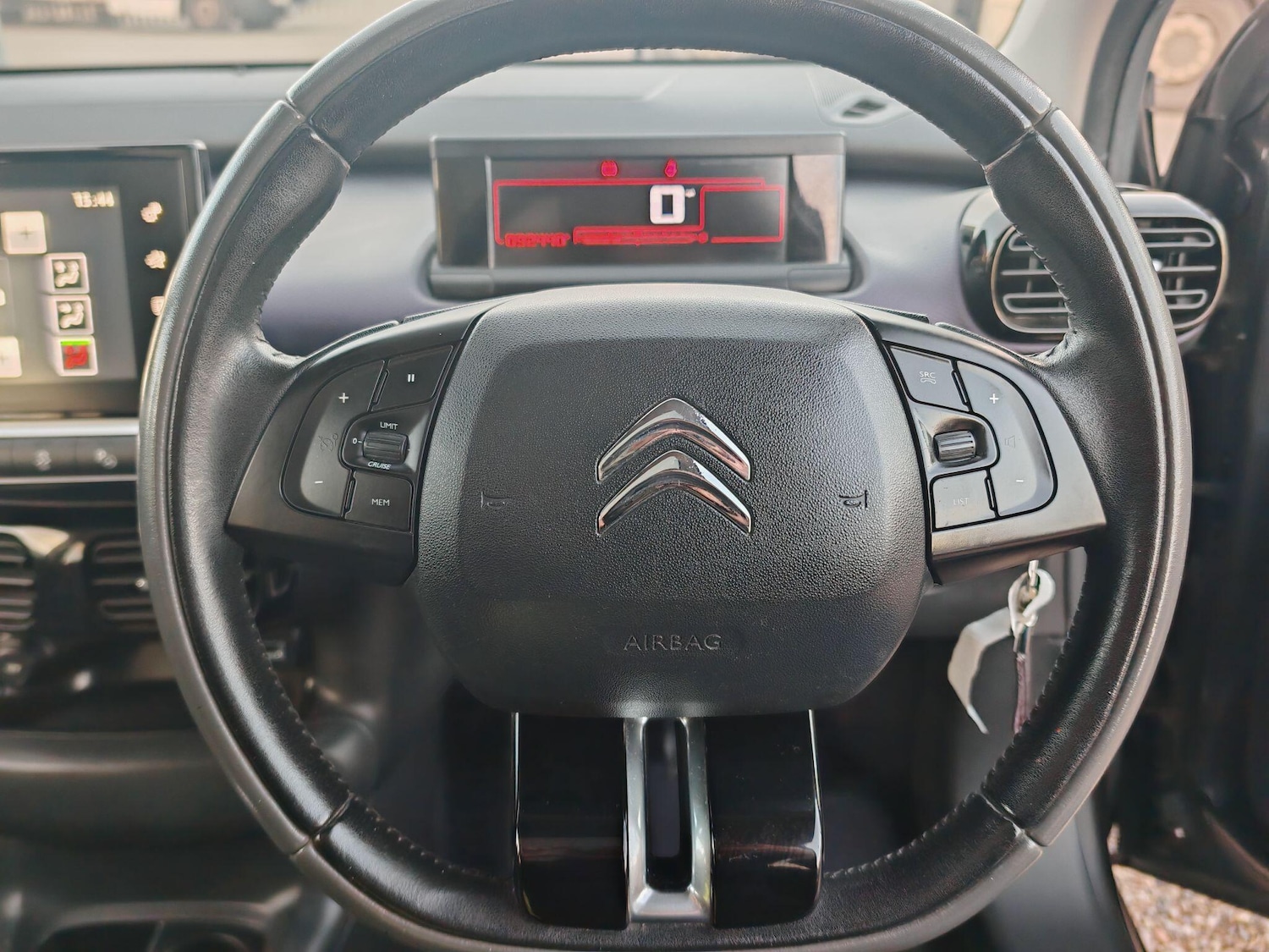 Used Citroen C4 Cactus 2015 for sale - 76714391: Photo 11