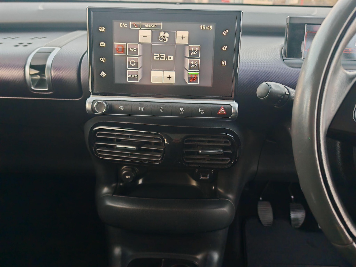 Used Citroen C4 Cactus 2015 for sale - 76714391: Photo 13