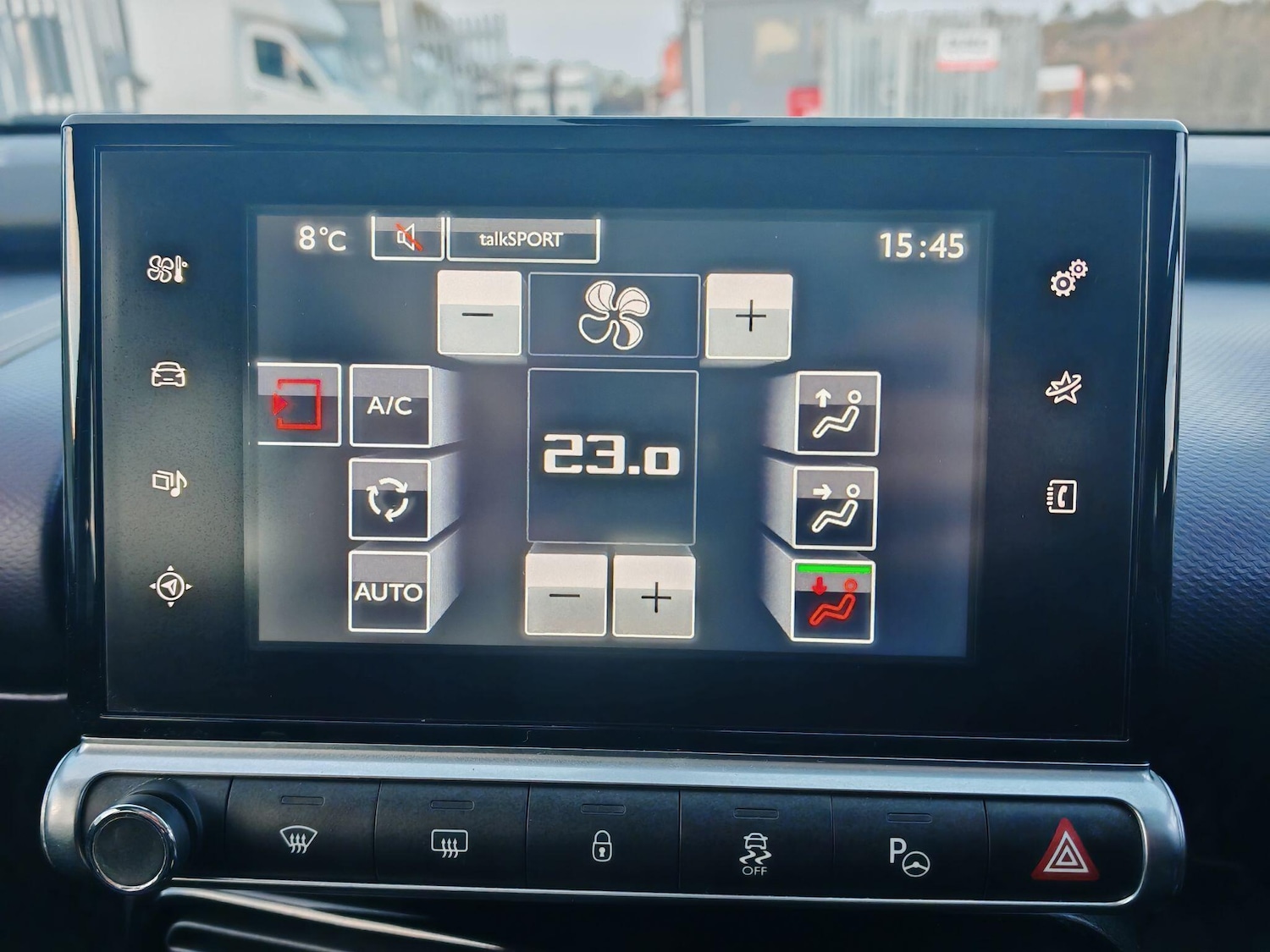 Used Citroen C4 Cactus 2015 for sale - 76714391: Photo 14