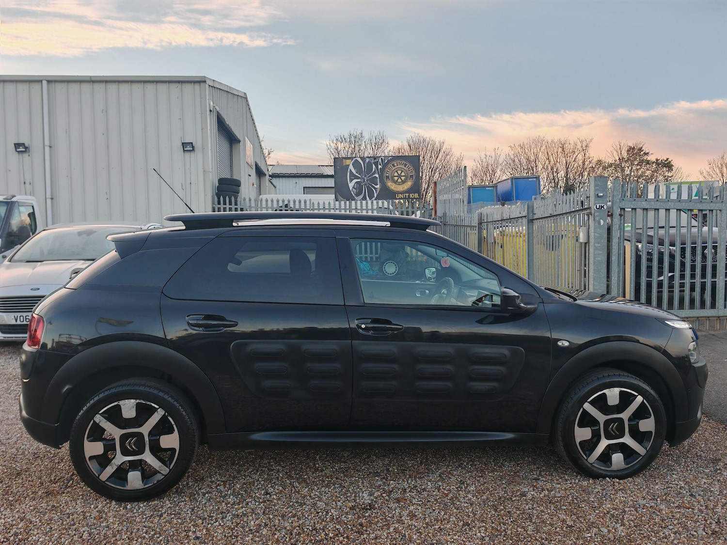 Used Citroen C4 Cactus 2015 for sale - 76714391: Photo 31