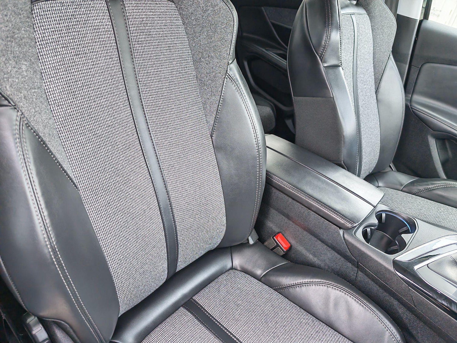 Used Peugeot 3008 for sale - 77853788: Photo 23