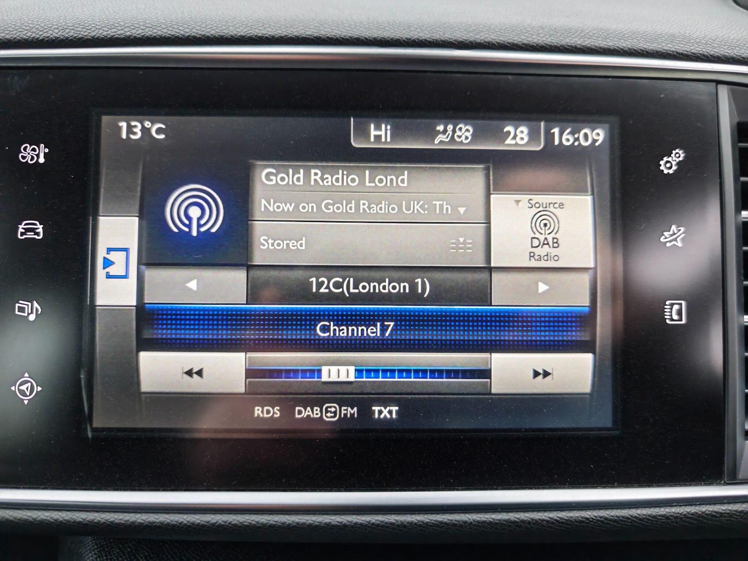 Used Peugeot 308 2014 for sale - 77682915: Photo 15