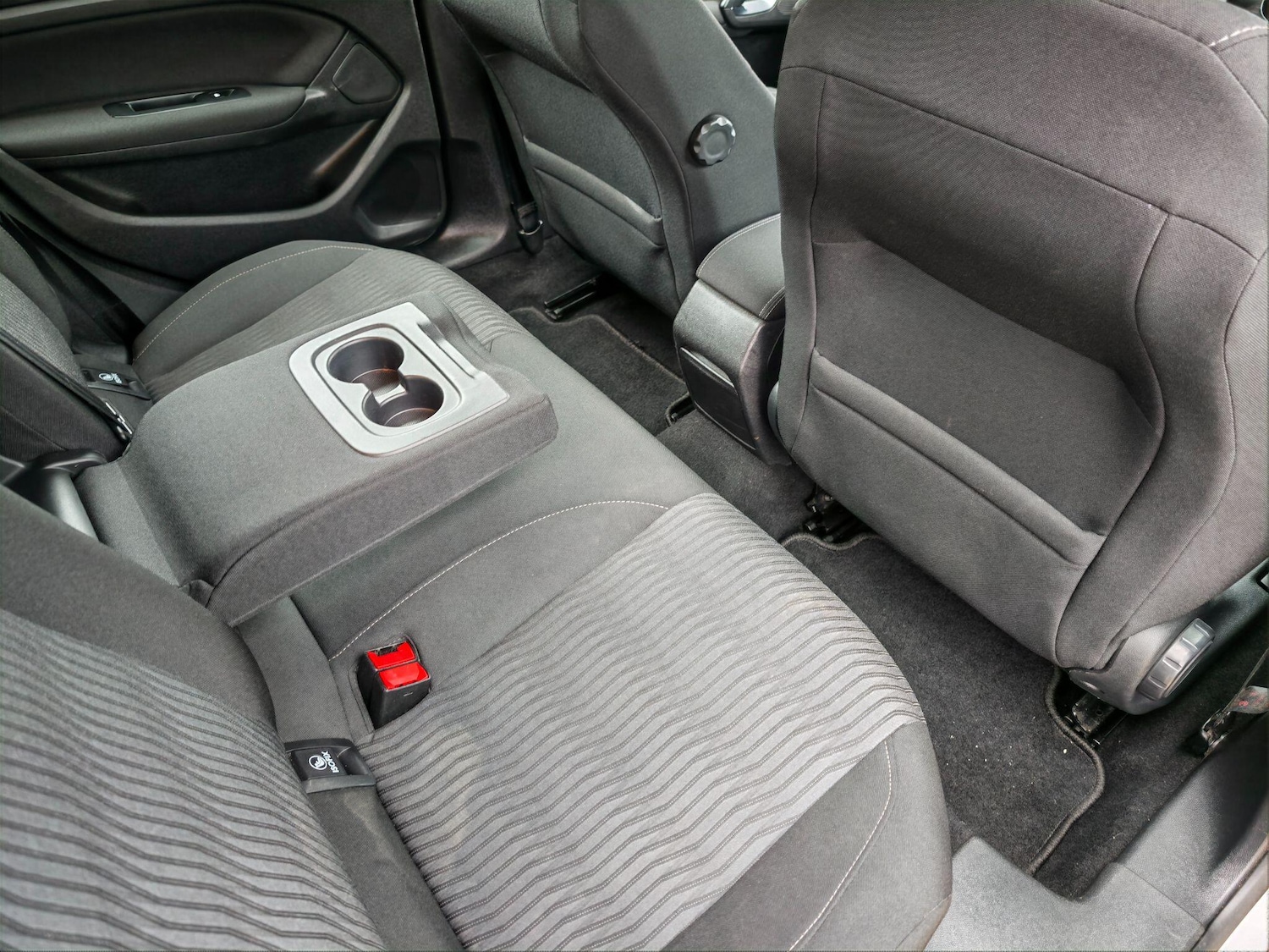 Used Peugeot 308 2014 for sale - 77682915: Photo 25