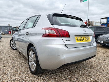 Used Peugeot 308 2014 for sale - 77682915: Photo