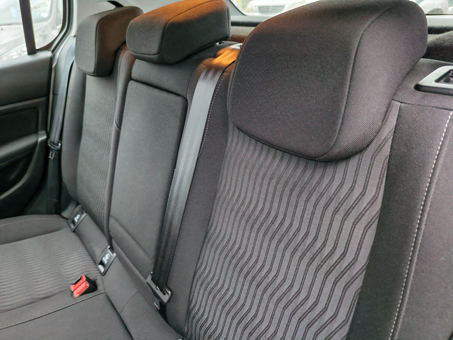 Used Peugeot 308 2014 for sale - 77682915: Photo 40