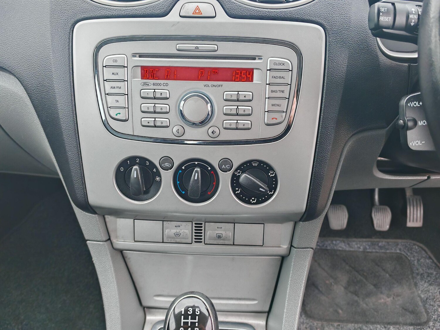 Used Ford Focus 2009 for sale - 76597103: Photo 15