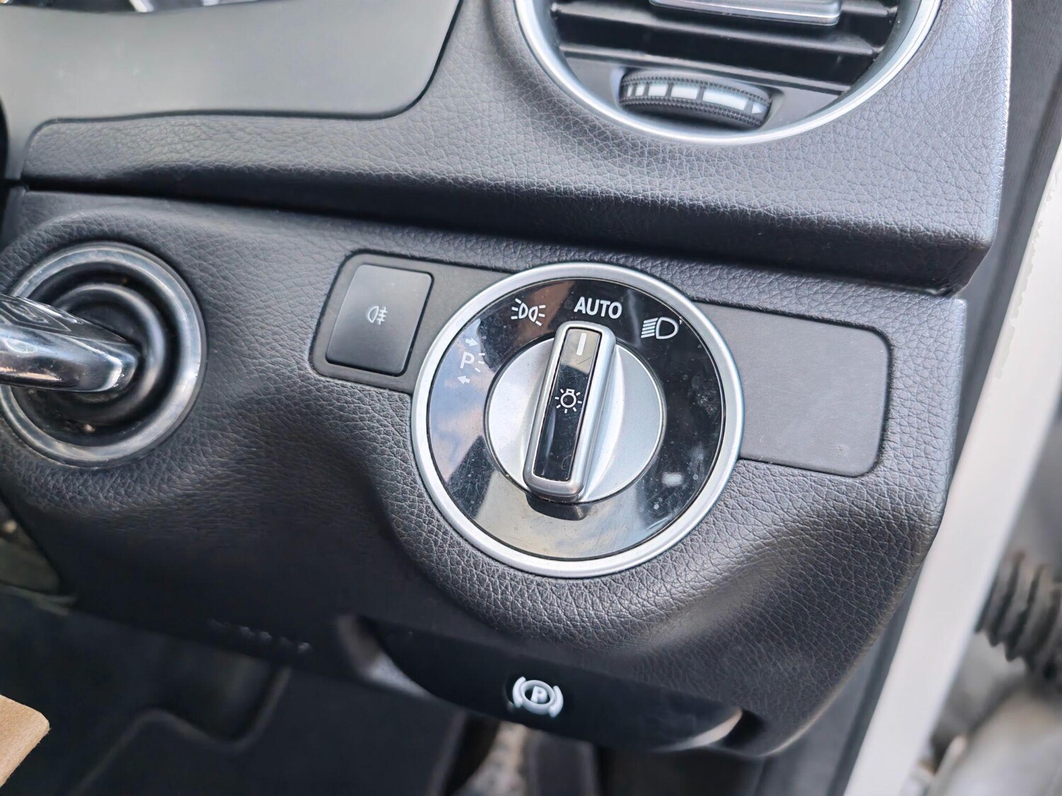 Used Mercedes-Benz C Class 2011 for sale - 77574885: Photo 20