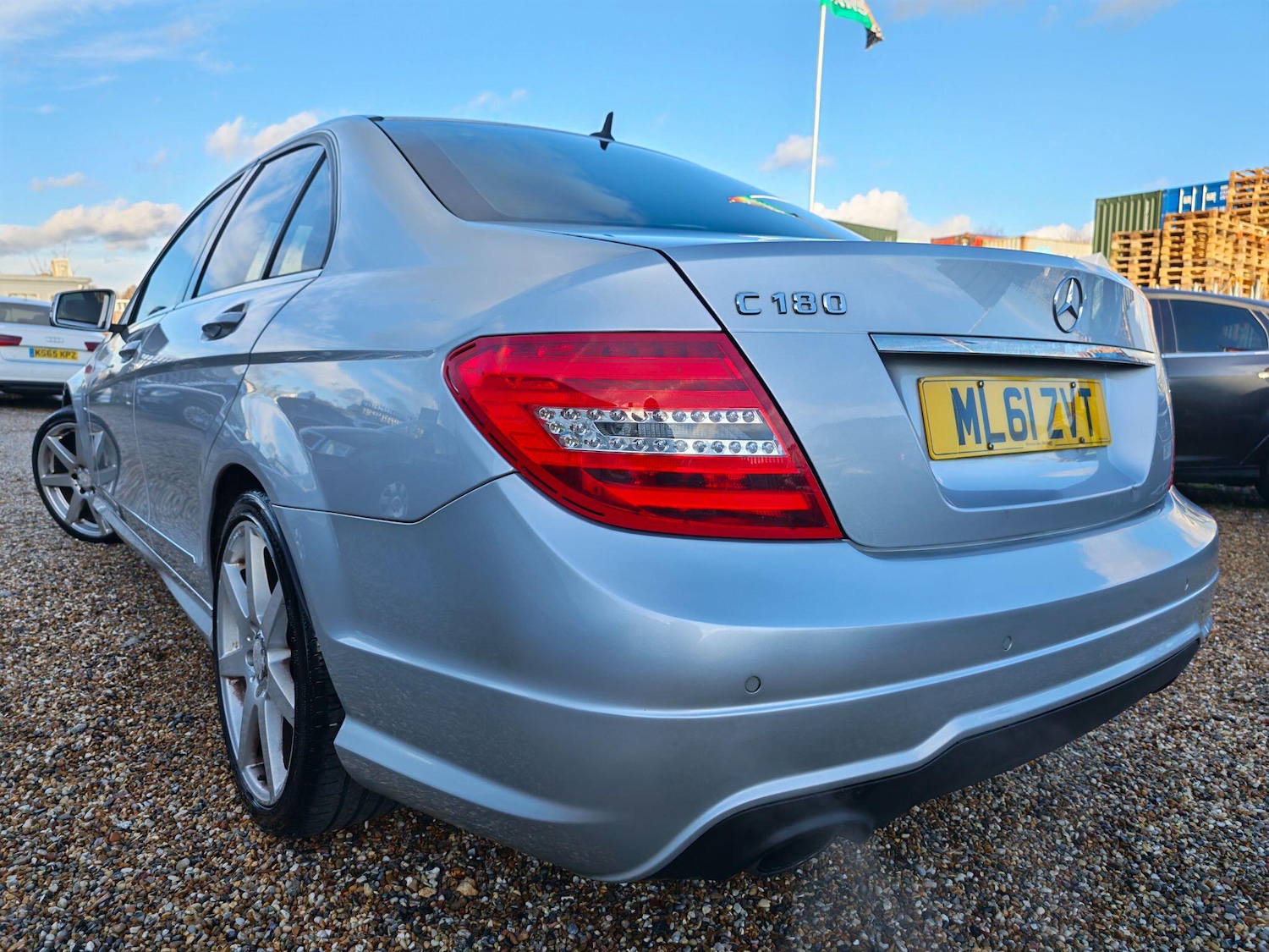 Used Mercedes-Benz C Class 2011 for sale - 77574885: Photo 35