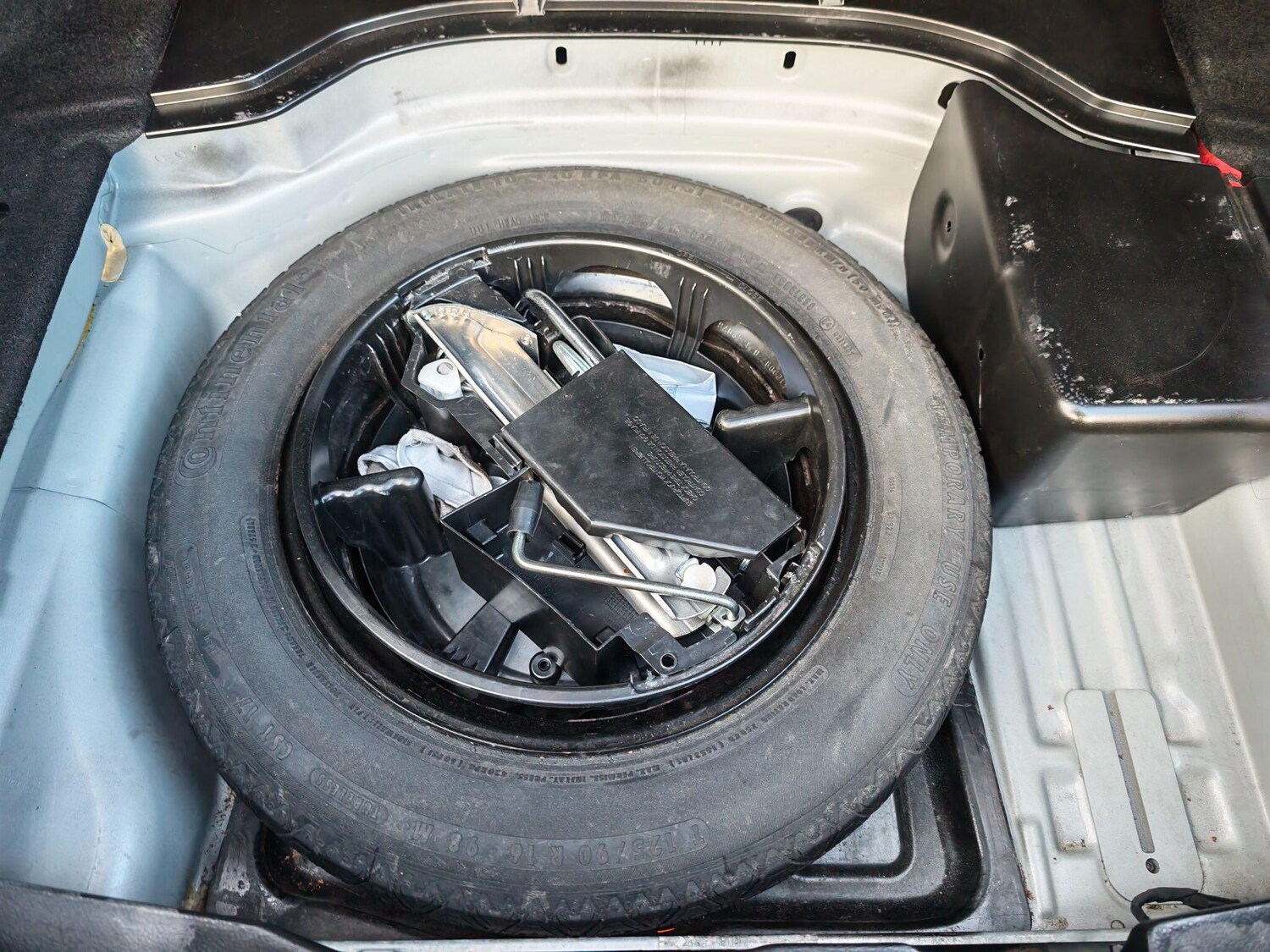 Used Mercedes-Benz C Class 2011 for sale - 77574885: Photo 46