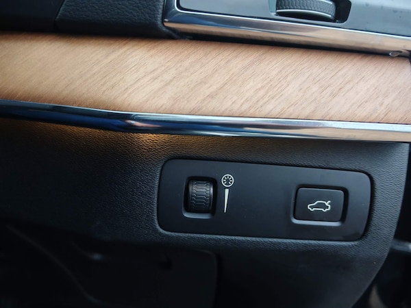 Used Volvo XC90 2017 for sale - 72734477: Photo 23