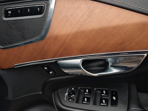 Used Volvo XC90 2017 for sale - 72734477: Photo 27