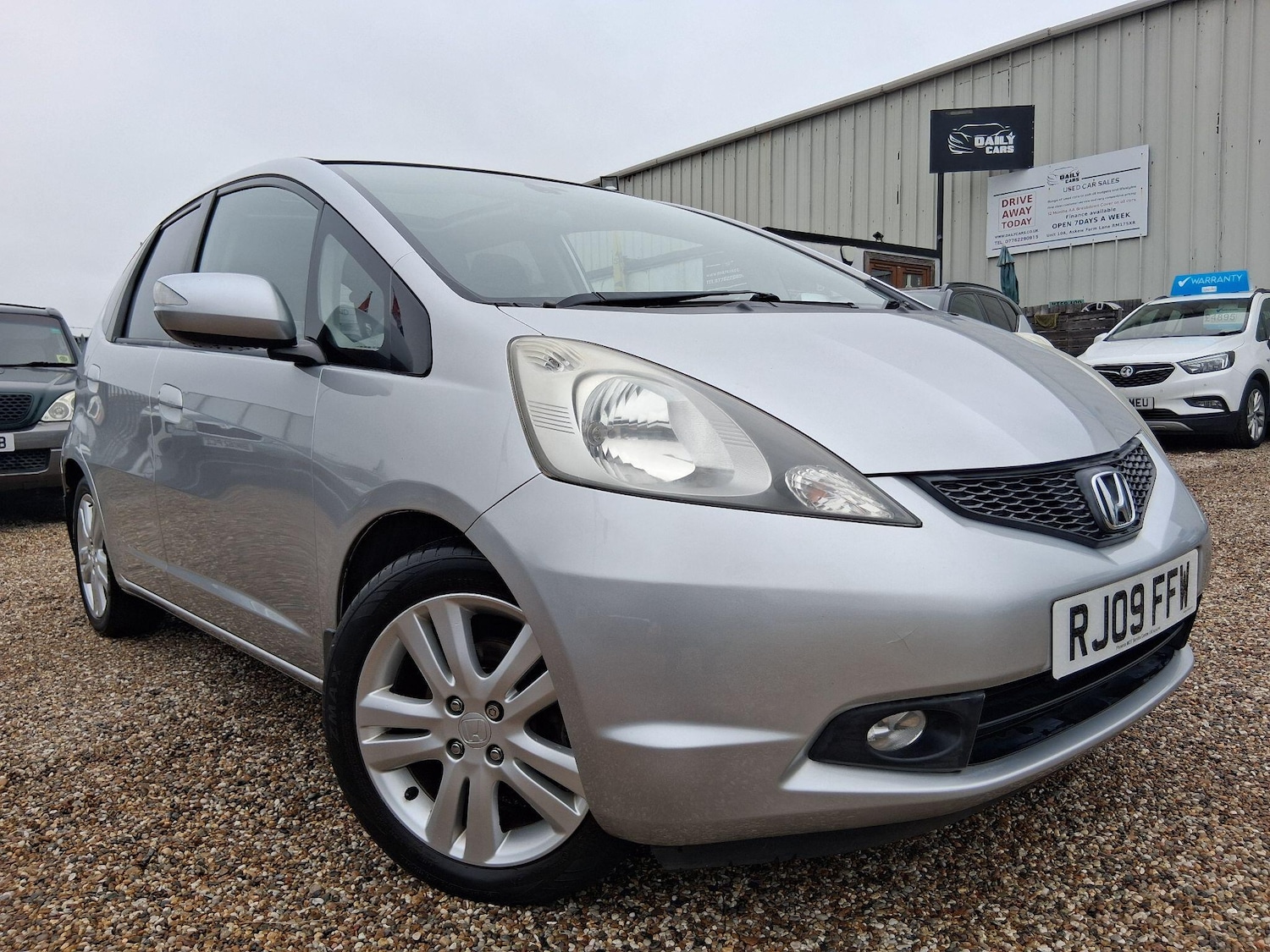 Used Honda Jazz 2009 for sale - 77143411: Photo 28