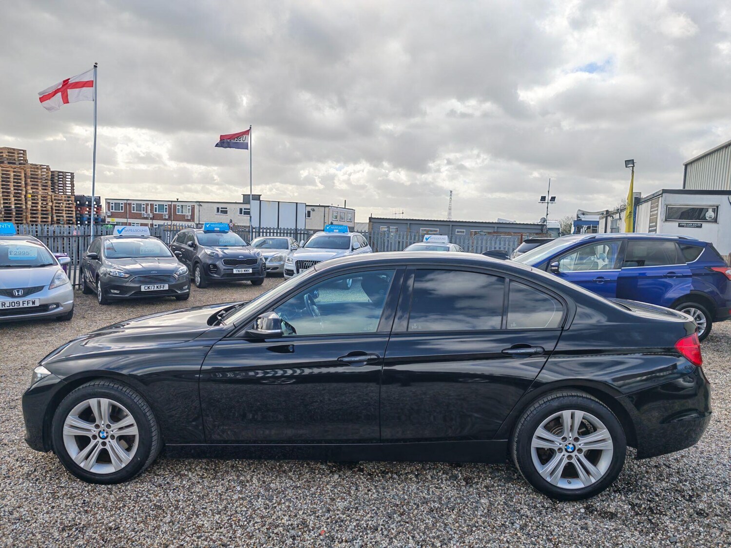 Used BMW 3 Series 2015 for sale - 77839793: Photo 36