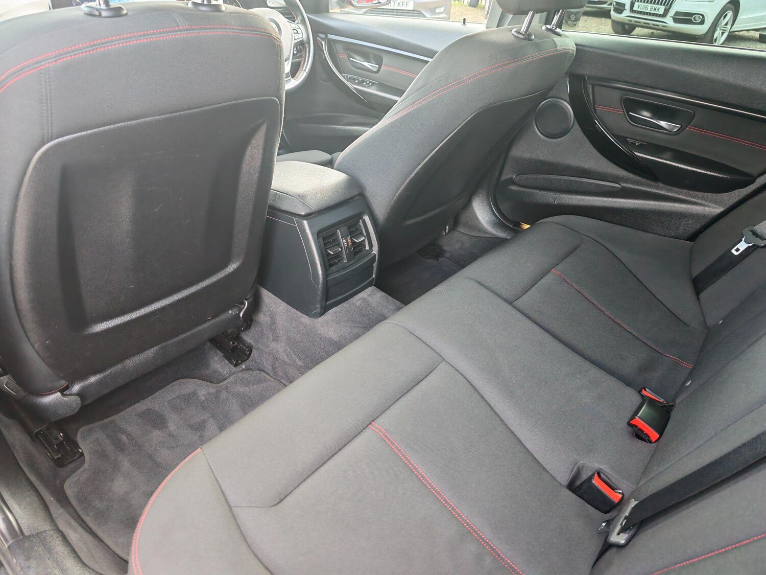 Used BMW 3 Series 2015 for sale - 77839793: Photo 40