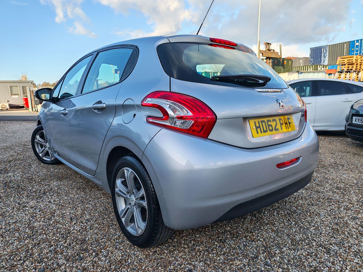 Used Peugeot 208 2018 for sale - 78086260: Photo 3