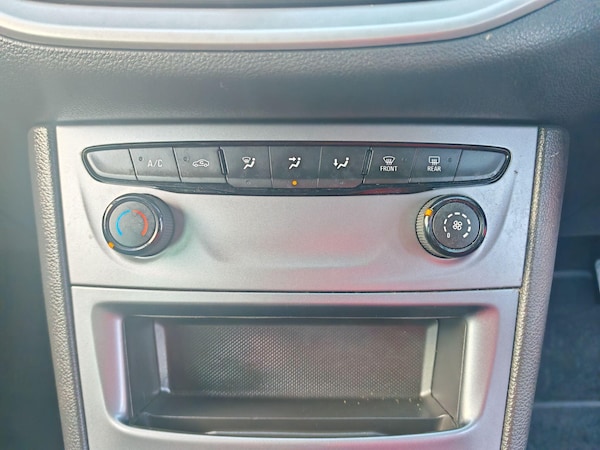 Used Vauxhall Astra 2020 for sale - 75756628: Photo 18