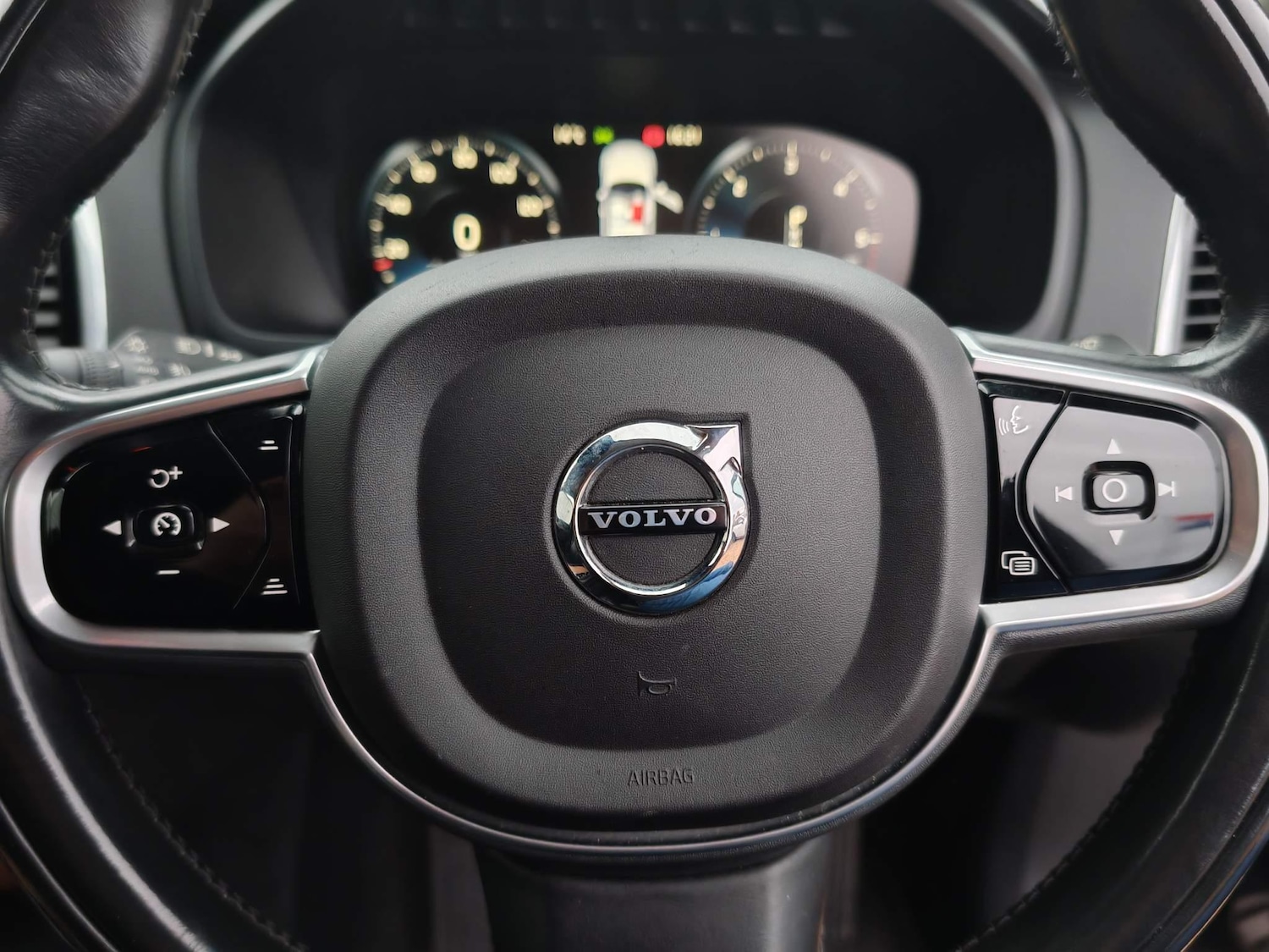 Used Volvo XC90 2017 for sale - 76446594: Photo 12