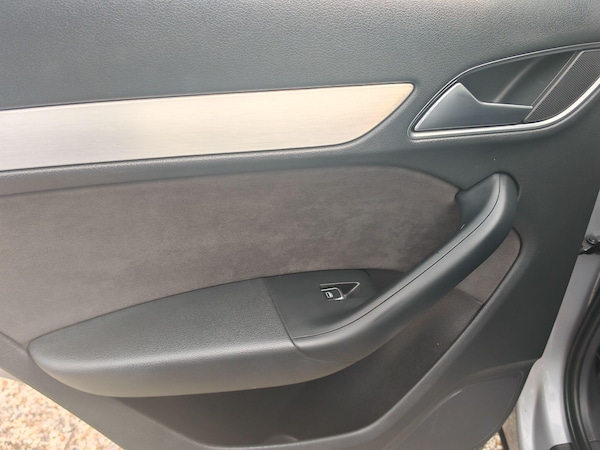 Used Audi Q3 2017 for sale - 75646695: Photo 42
