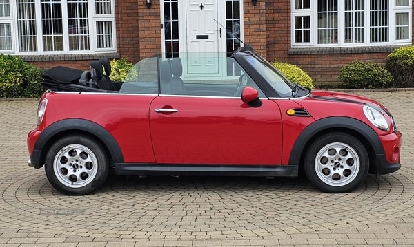 Used MINI Convertible 2013 for sale - 72047173: Photo 16