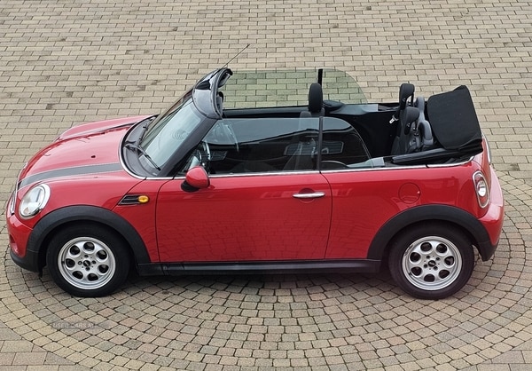 Used MINI Convertible 2013 for sale - 72047173: Photo 17
