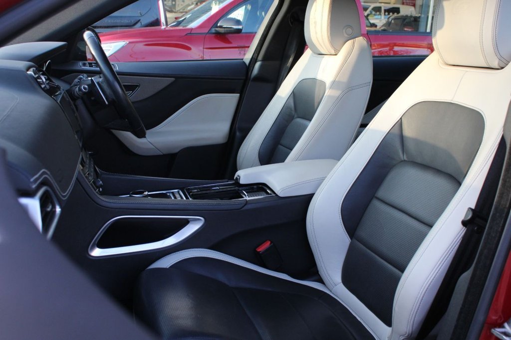 Used Jaguar F-Pace 2018 for sale - 77227477: Photo 11