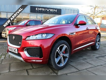 Used Jaguar F-Pace 2018 for sale - 77227477: Photo