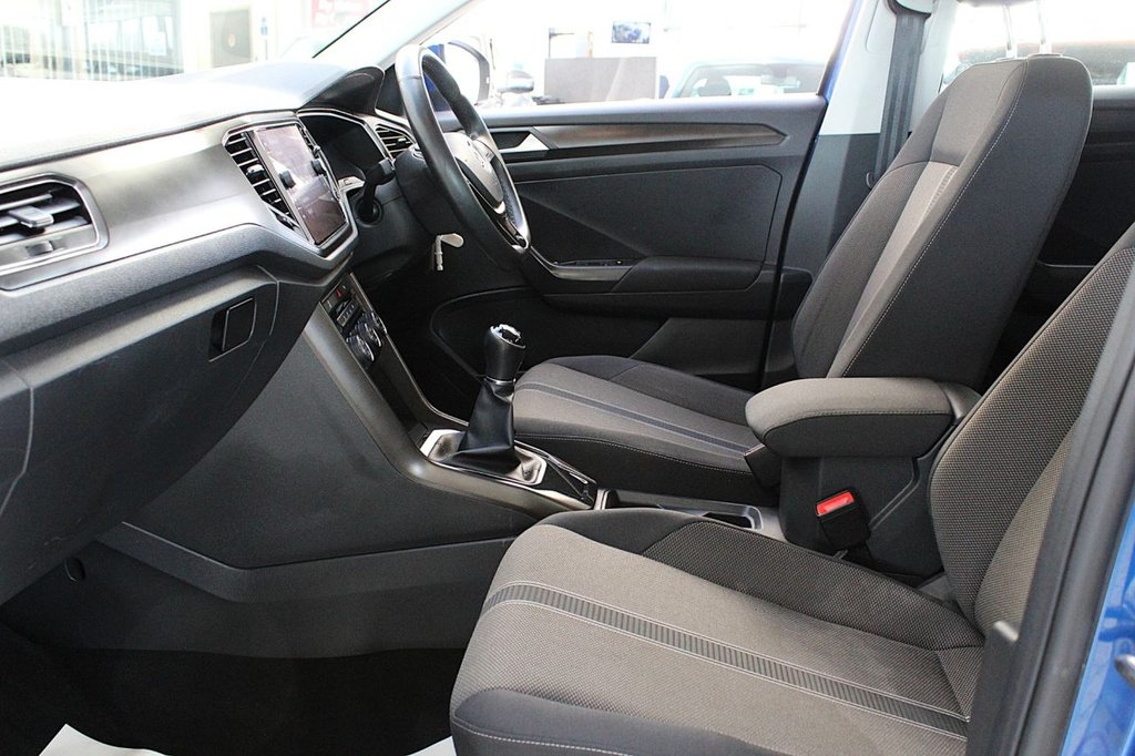 Used Volkswagen T-Roc 2019 for sale - 77236688: Photo 23