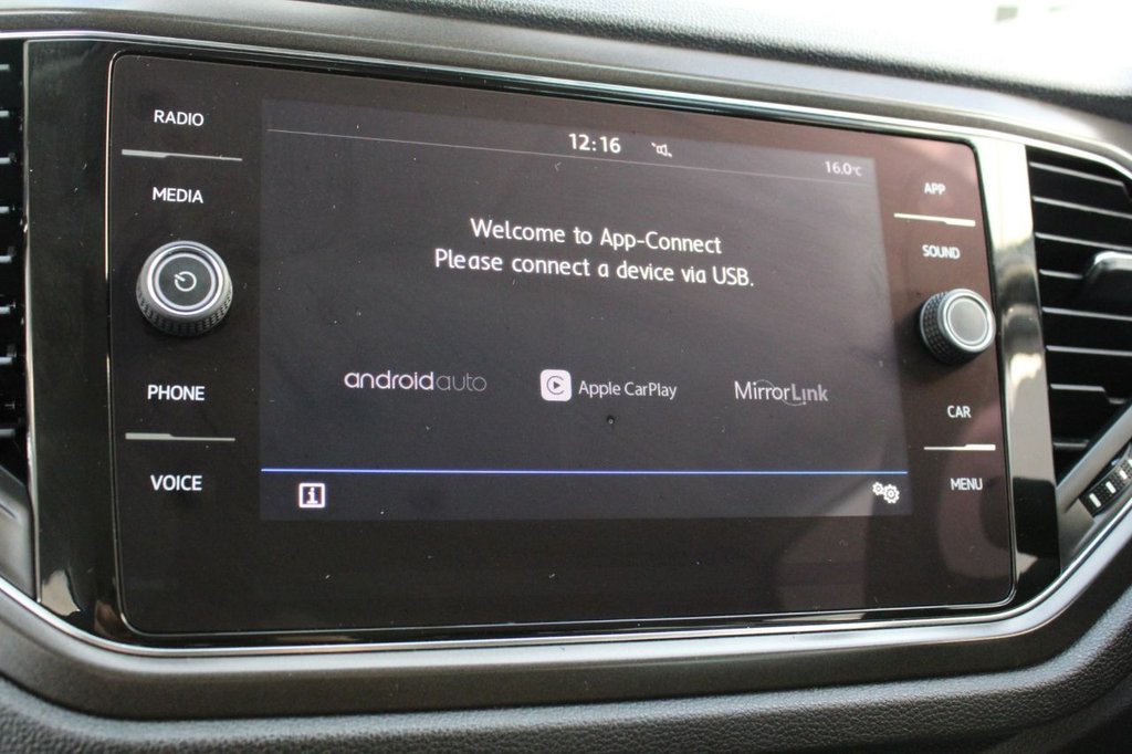 Used Volkswagen T-Roc 2019 for sale - 77236688: Photo 30