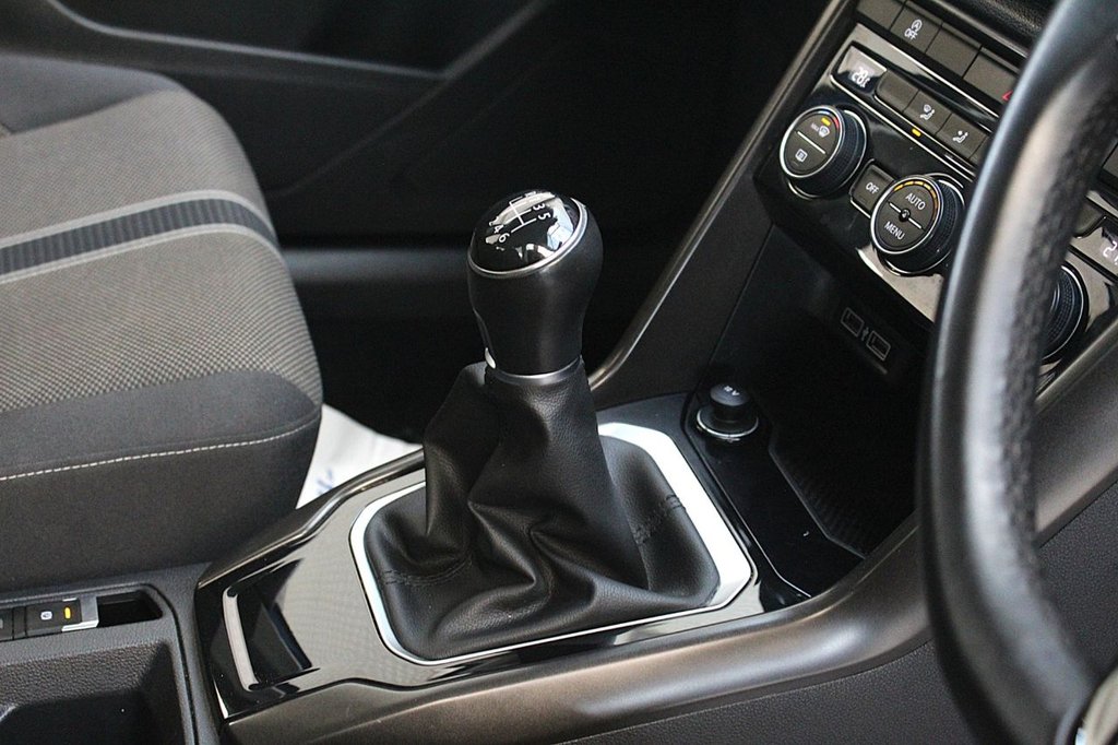 Used Volkswagen T-Roc 2019 for sale - 77236688: Photo 40