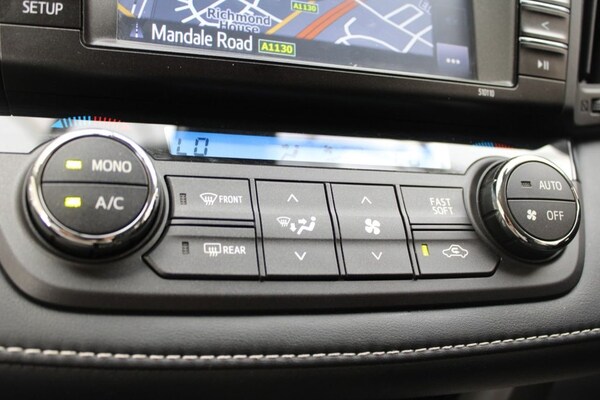 Used Toyota RAV4 2018 for sale - 75689440: Photo 36