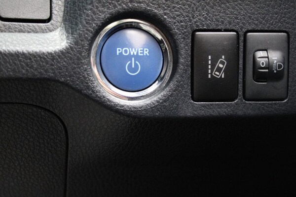 Used Toyota RAV4 2018 for sale - 75689440: Photo 46
