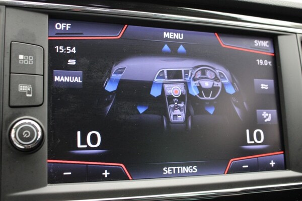 Used SEAT Leon 2019 for sale - 75689445: Photo 32