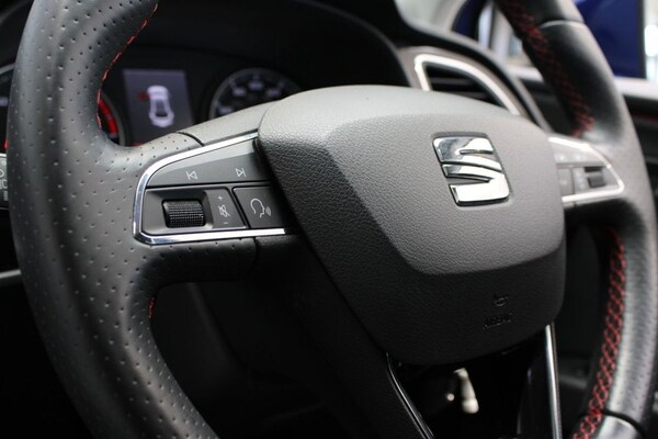 Used SEAT Leon 2019 for sale - 75689445: Photo 37