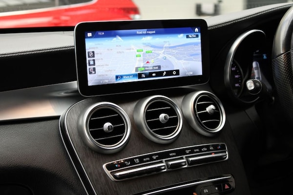 Used Mercedes-Benz GLC 2019 for sale - 75689389: Photo 19