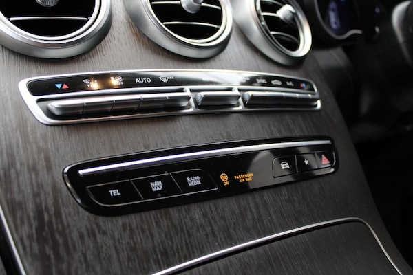 Used Mercedes-Benz GLC 2019 for sale - 75689389: Photo 25