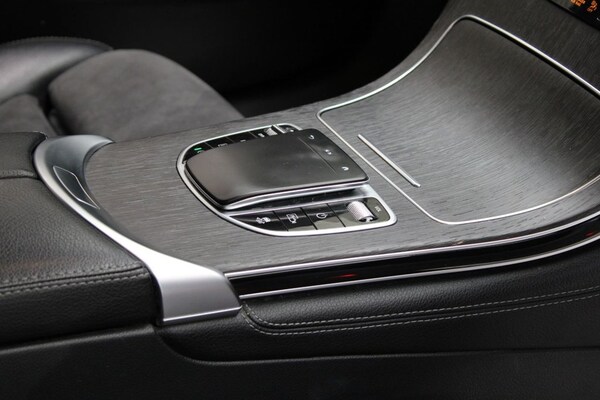 Used Mercedes-Benz GLC 2019 for sale - 75689389: Photo 38