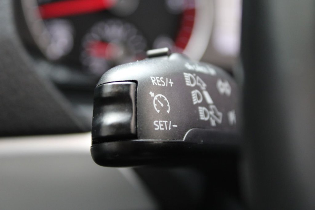 Used Volkswagen Amarok 2018 for sale - 77231391: Photo 43