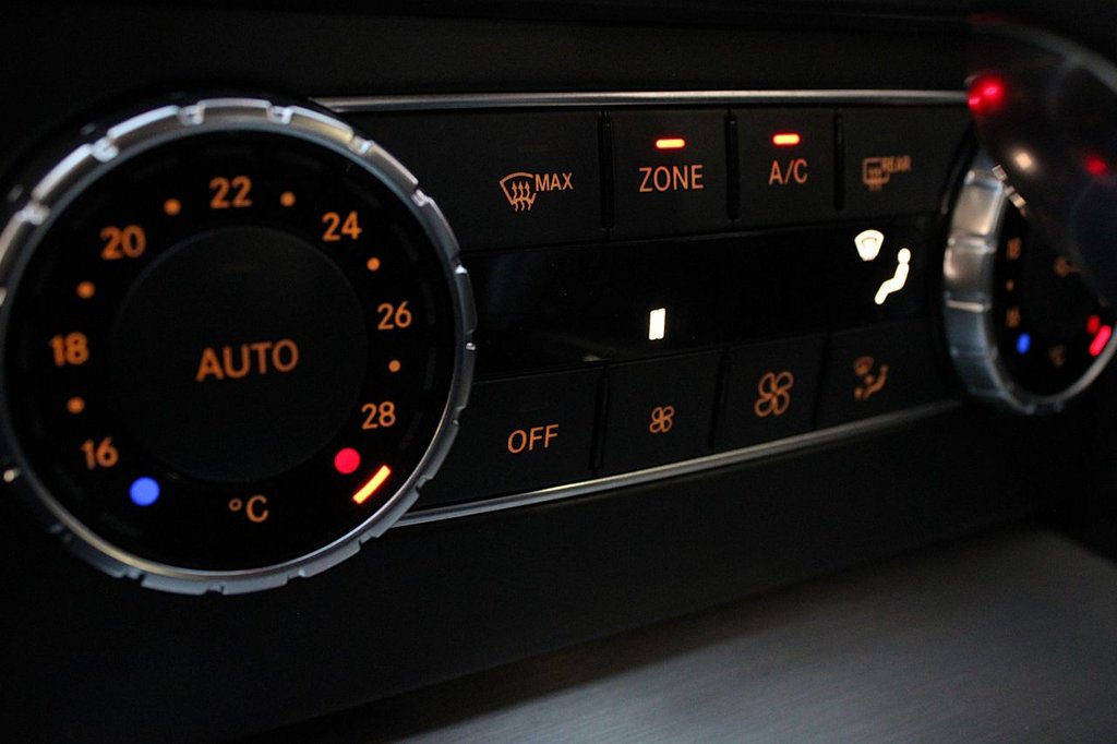 Used Mercedes-Benz C Class 2015 for sale - 77227470: Photo 30