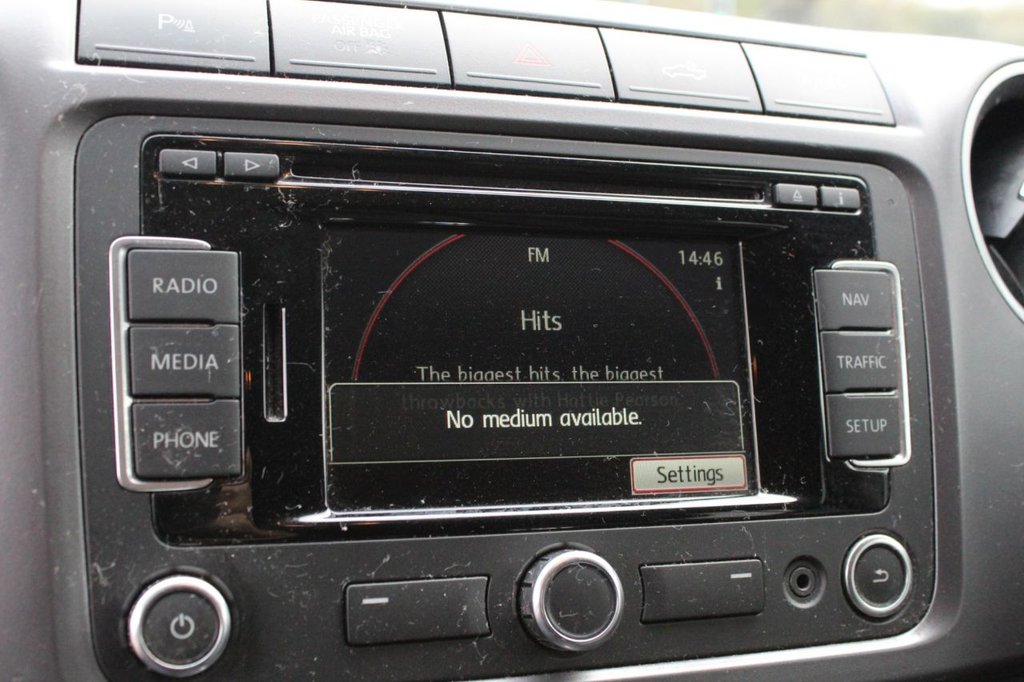 Used Volkswagen Amarok 2015 for sale - 78030085: Photo 17