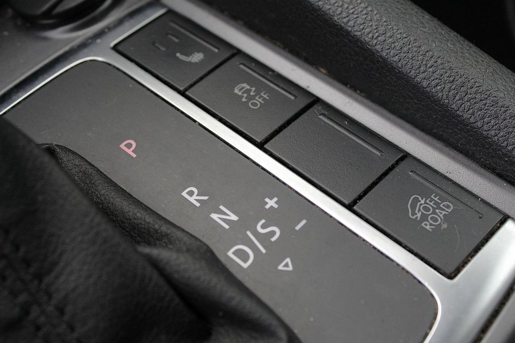 Used Volkswagen Amarok 2015 for sale - 78030085: Photo 21