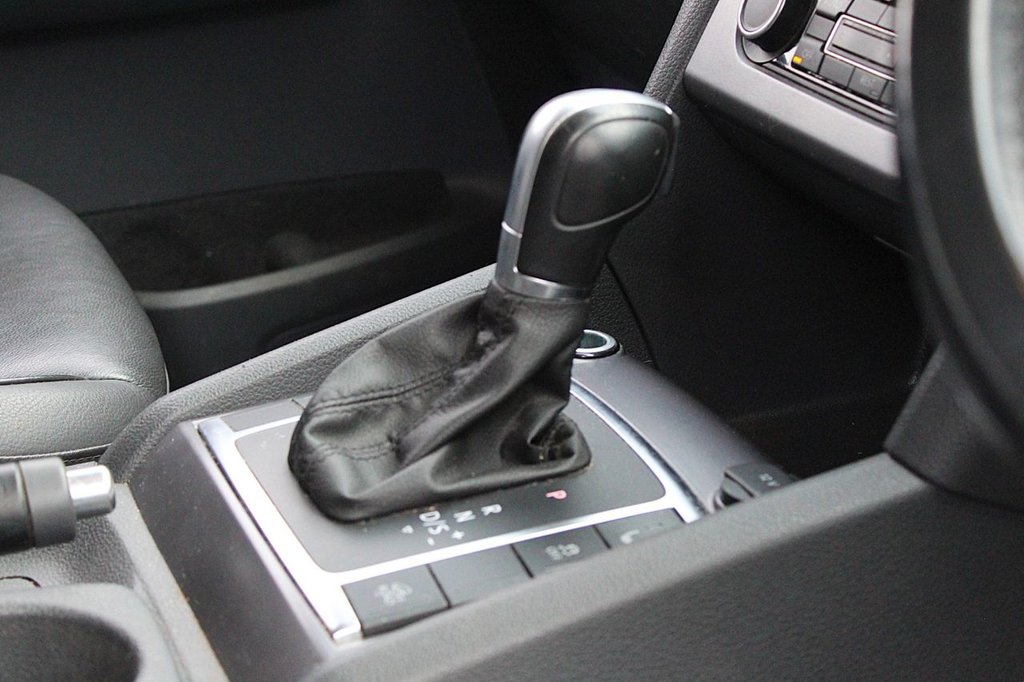 Used Volkswagen Amarok 2015 for sale - 78030085: Photo 26