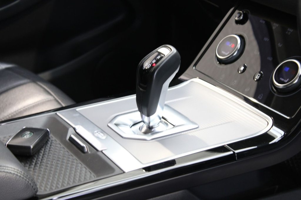 Used Land Rover Range Rover Evoque 2019 for sale - 77231406: Photo 50