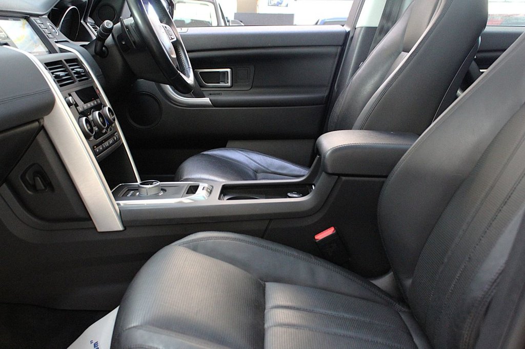 Used Land Rover Discovery Sport 2016 for sale - 77437209: Photo 25