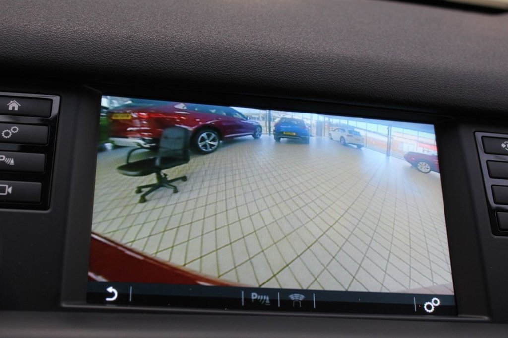 Used Land Rover Discovery Sport 2016 for sale - 77437209: Photo 36