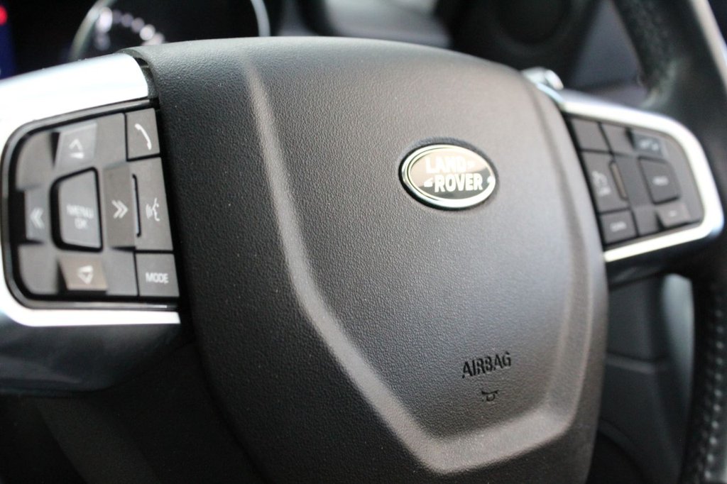 Used Land Rover Discovery Sport 2016 for sale - 77437209: Photo 41