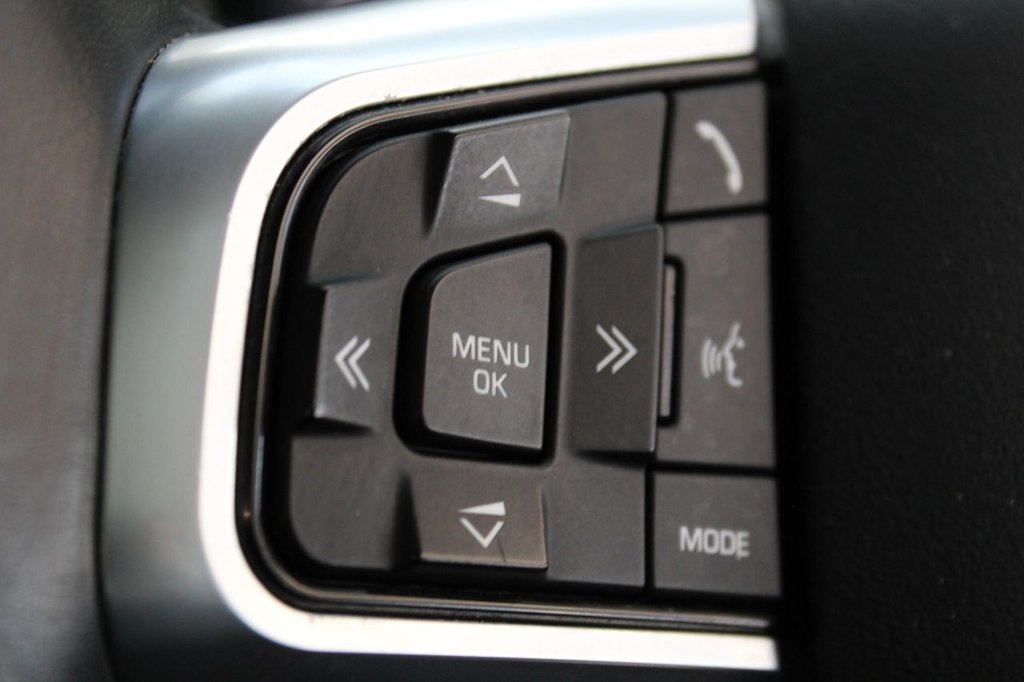 Used Land Rover Discovery Sport 2016 for sale - 77437209: Photo 42