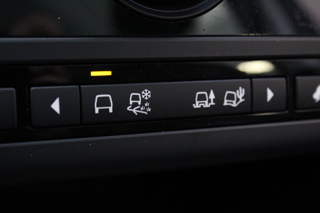 Used Land Rover Discovery Sport 2016 for sale - 77437209: Photo 45