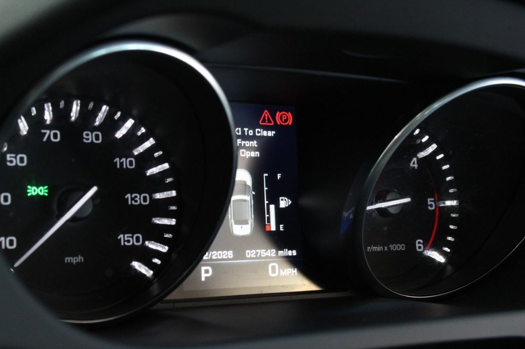 Used Land Rover Discovery Sport 2016 for sale - 77437209: Photo 46