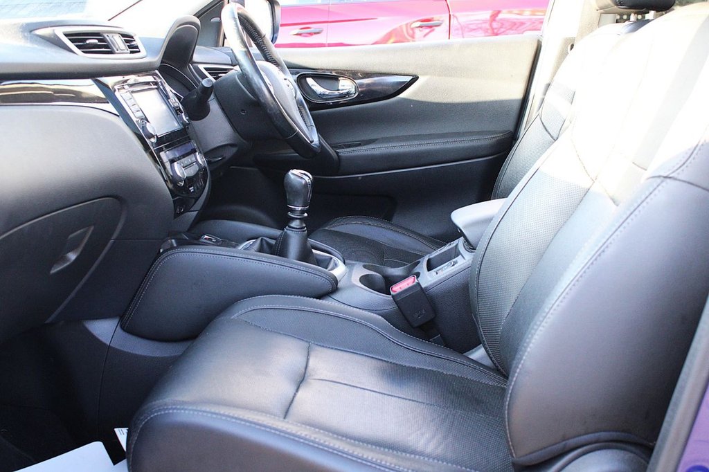 Used Nissan Qashqai 2015 for sale - 77227087: Photo 10