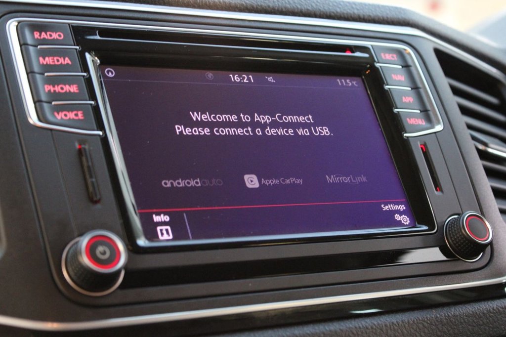 Used Volkswagen Amarok 2019 for sale - 77231400: Photo 31